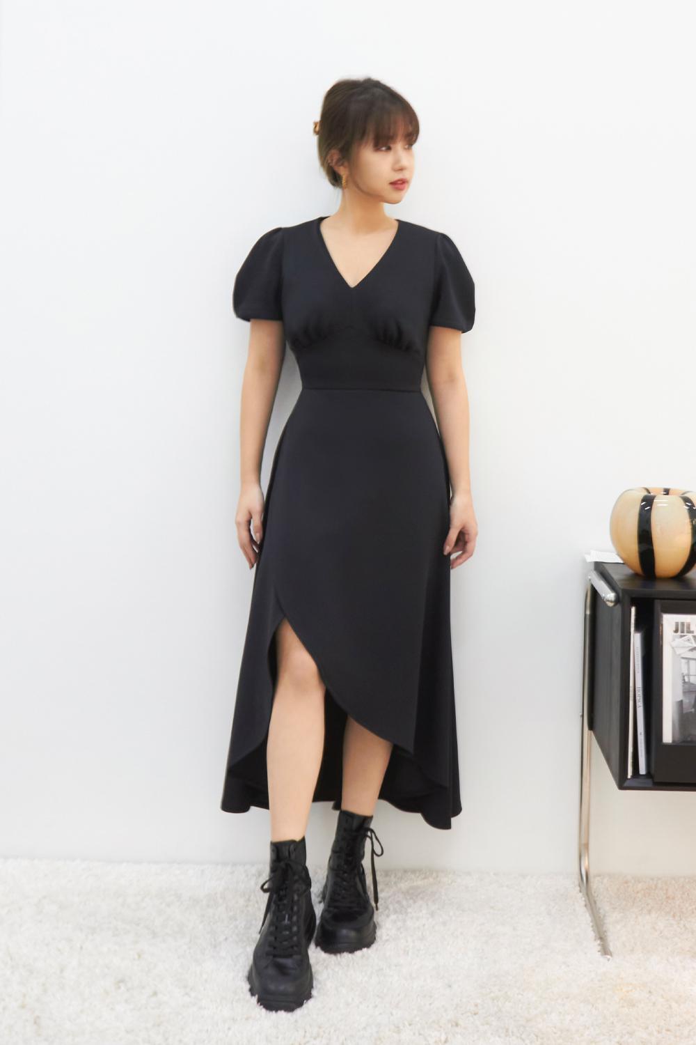 [60% SALE] Petal v neck long dress (Black)