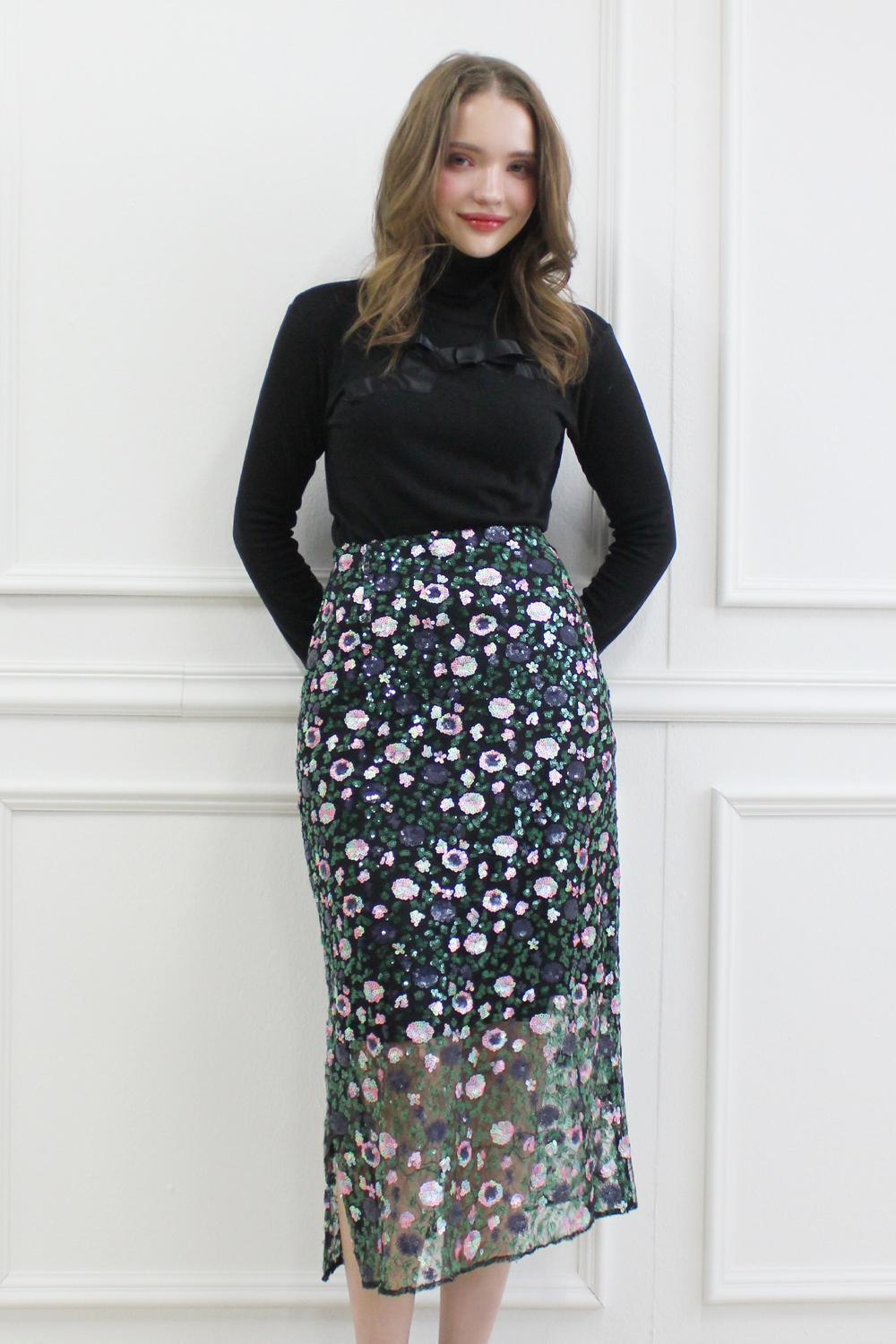 Sequin embroidered lace skirt (Navy)